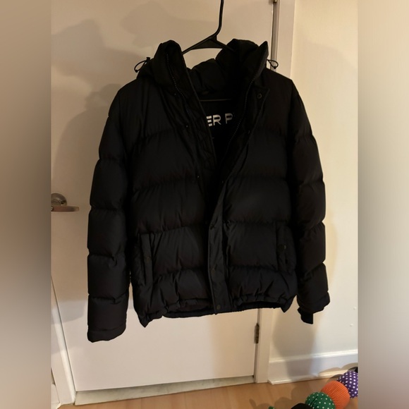 Aritzia black super puff jacket - Picture 4 of 8